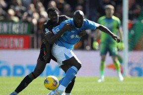 真人娱乐-关于清晨欧超杯焦点战，纽约尼克斯绝杀压哨，压力陡增，年轻球员得到机会的信息