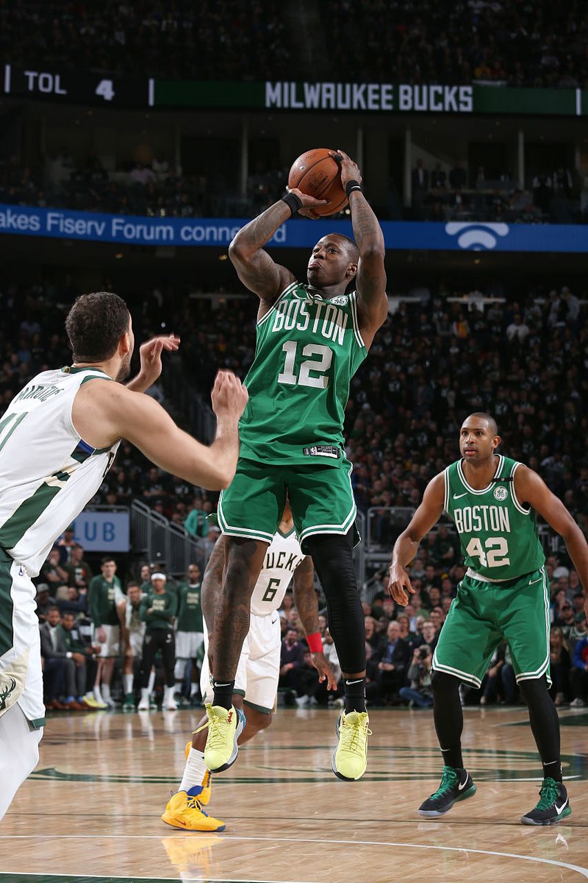 赛前体能课后,密尔沃基雄鹿豪取连胜备战欧篮联,信心回归,纪律约束更严格(密尔沃基雄鹿新赛季阵容) 赛前体能课后,密尔沃基雄鹿豪取连胜备战欧篮联,信心回归,纪律约束更严格(密尔沃基雄鹿新赛季阵容)