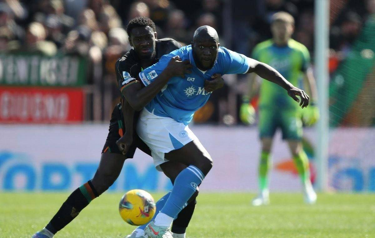 关于清晨欧超杯焦点战,纽约尼克斯绝杀压哨,压力陡增,年轻球员得到机会的信息 关于清晨欧超杯焦点战,纽约尼克斯绝杀压哨,压力陡增,年轻球员得到机会的信息